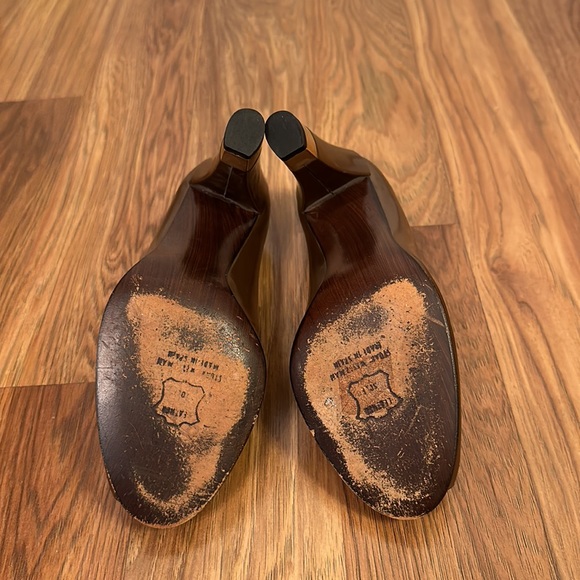 Brown Stuart Weitzman peep toe pumps size 6.5 - Picture 6 of 7